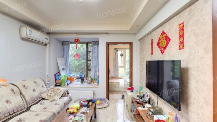 银海中心二手房实景图