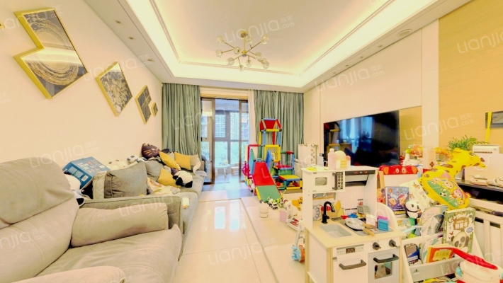 中德英伦联邦D区二手房实景图