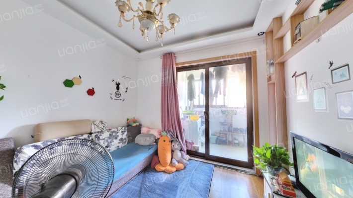 佘北家园瑞兰苑二手房实景图