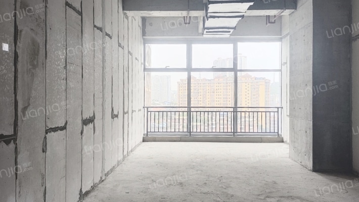 中建大厦二手房实景图