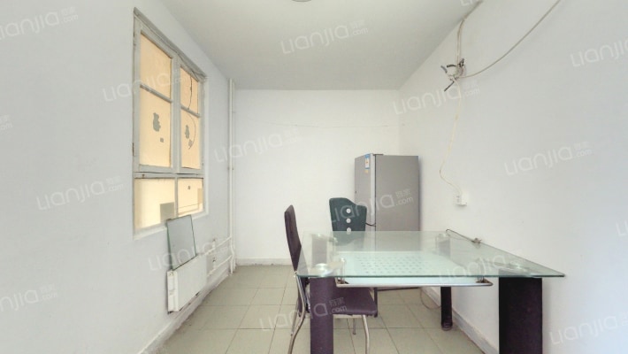 红旗家属院二手房实景图