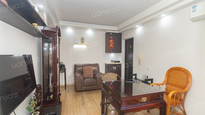 日月新苑二手房实景图