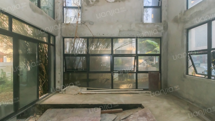 鲁能美丽三区A区二手房实景图