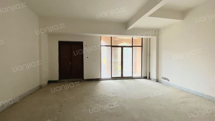 保利公园2010拉菲庄园二手房实景图