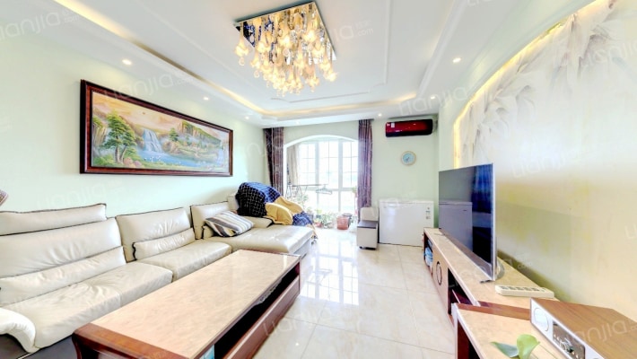 龙湖蔚澜香醍二手房实景图