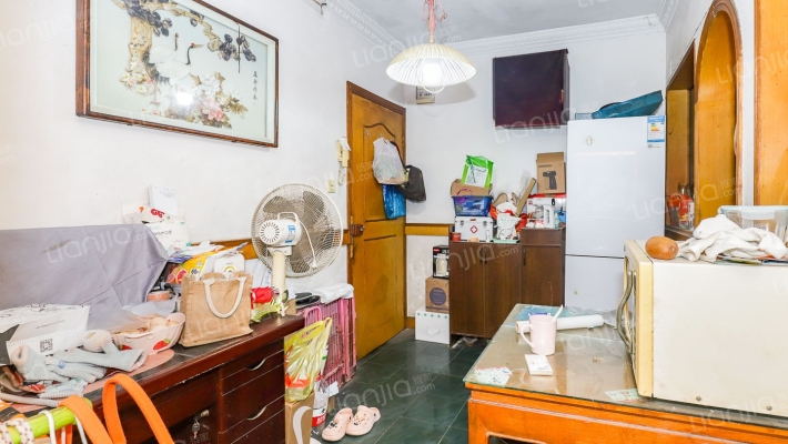 泉灵小区二手房实景图