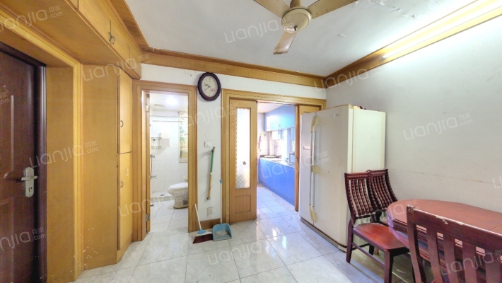 新联苑二手房实景图