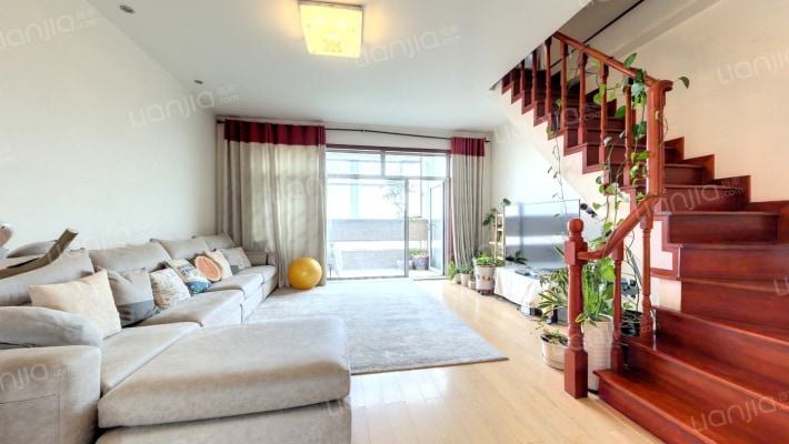 领秀新硅谷2号院二手房实景图