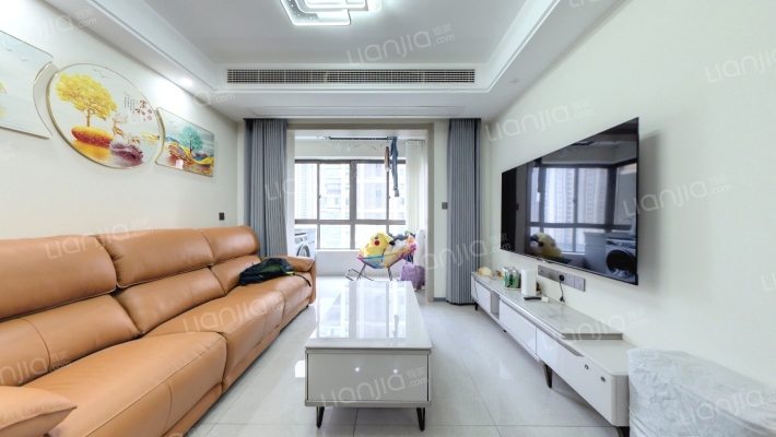 绿地悦峰公馆二手房实景图