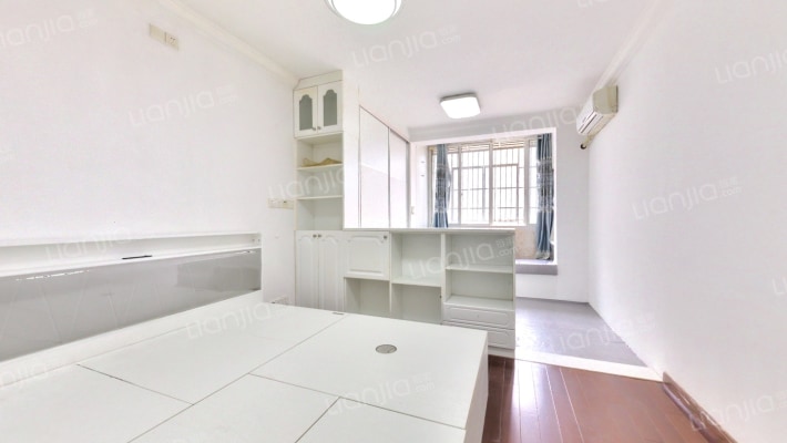 建新小区二手房实景图