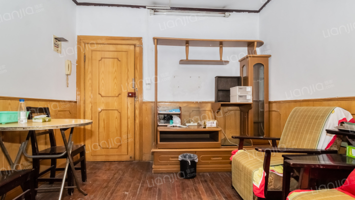 黄兴路118号二手房实景图