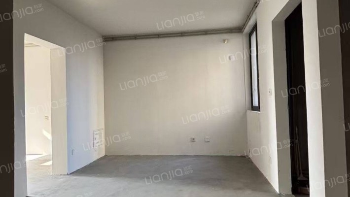 瀛鸿嘉苑二手房实景图