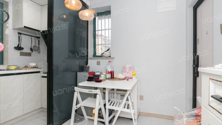 新长小区二手房实景图