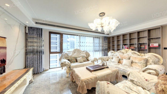 万科大都会二手房实景图