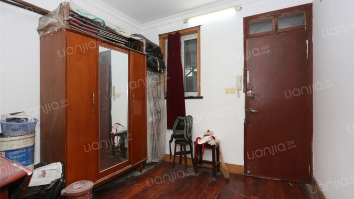 凤城六村二手房实景图