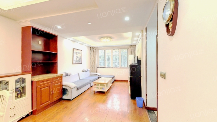 惠德公寓二手房实景图