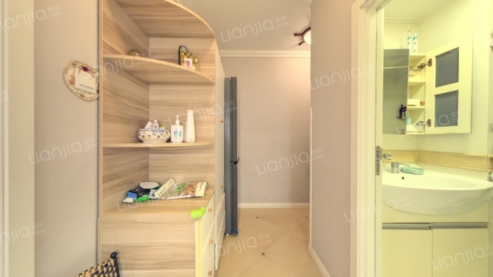 团结湖东里二手房实景图