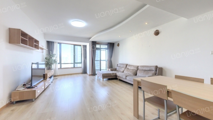 东南华庭二手房实景图