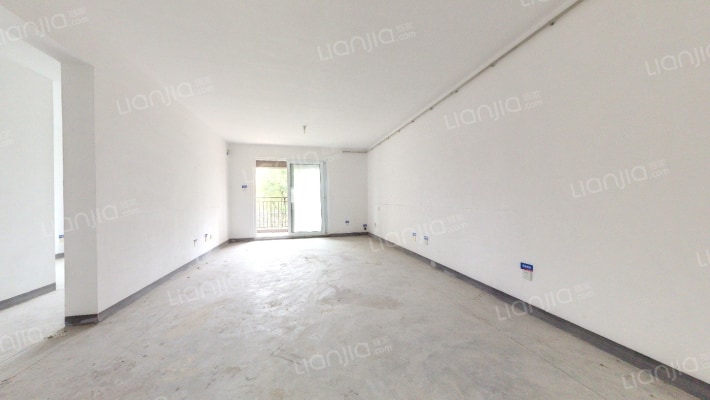 中国铁建原香颂二手房实景图