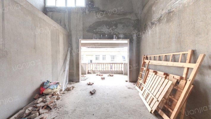 银三角商贸城二手房实景图