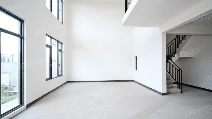 华侨城天澜美墅三期二手房实景图