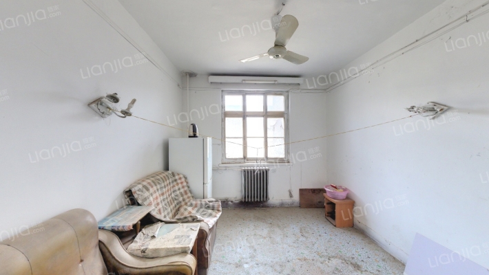 西办家属院二手房实景图