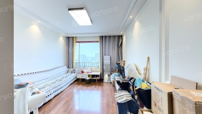 成都后花园蝶院二手房实景图