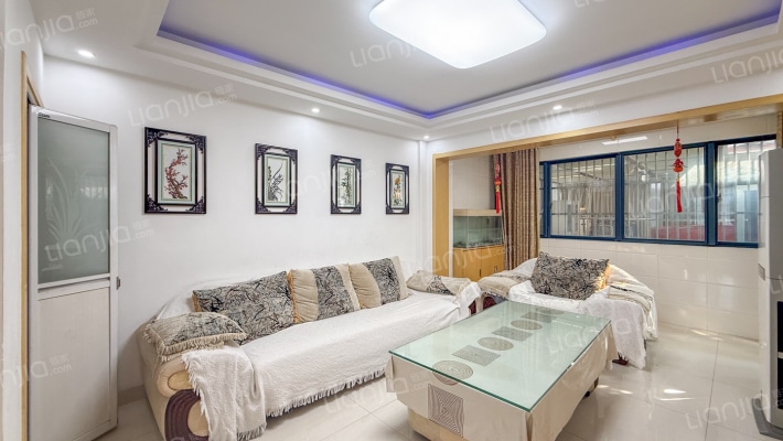 北大公寓二手房实景图