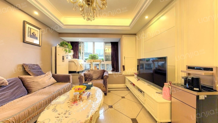 溪岸上品二手房实景图