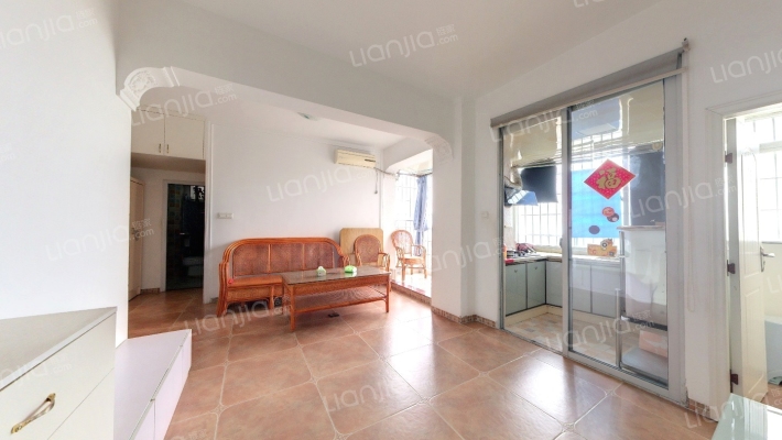 华森公园首府二手房实景图