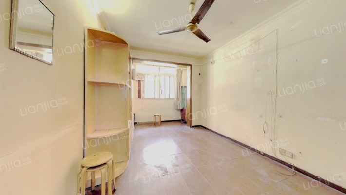 安图新村二手房实景图