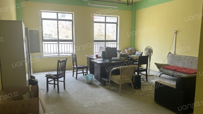 龙广路10号二手房实景图