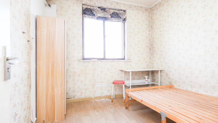 逸仙路1321弄二手房实景图