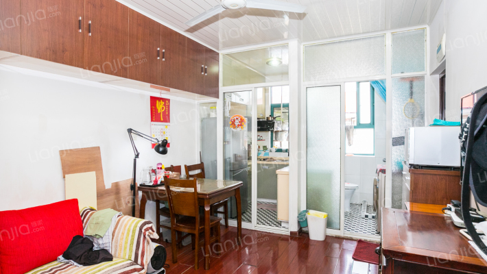 泰山二村二手房实景图