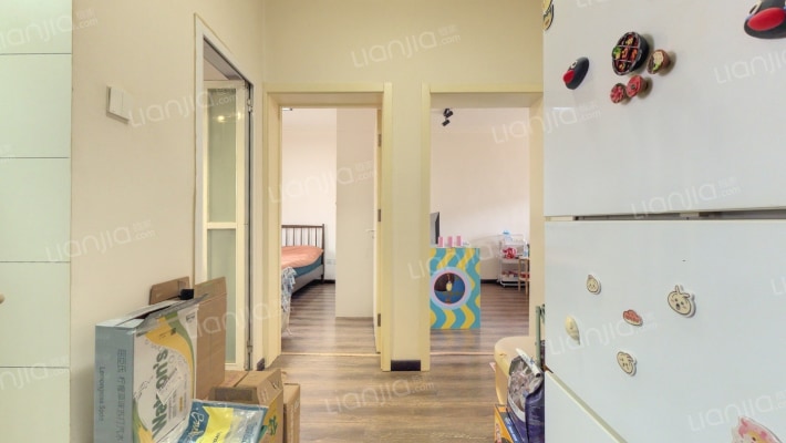 民主北街22号院二手房实景图