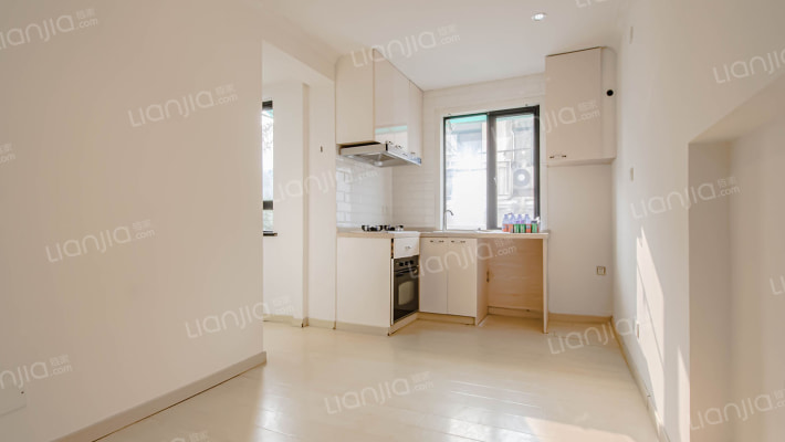 胶州路565弄二手房实景图