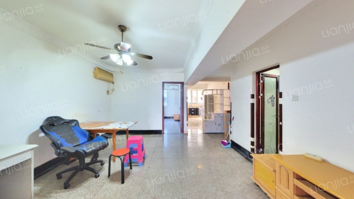 利嘉城B区二手房实景图