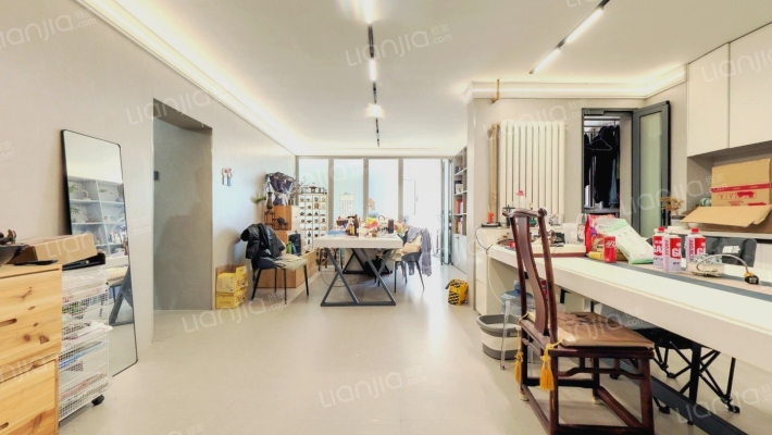 芳群公寓二手房实景图