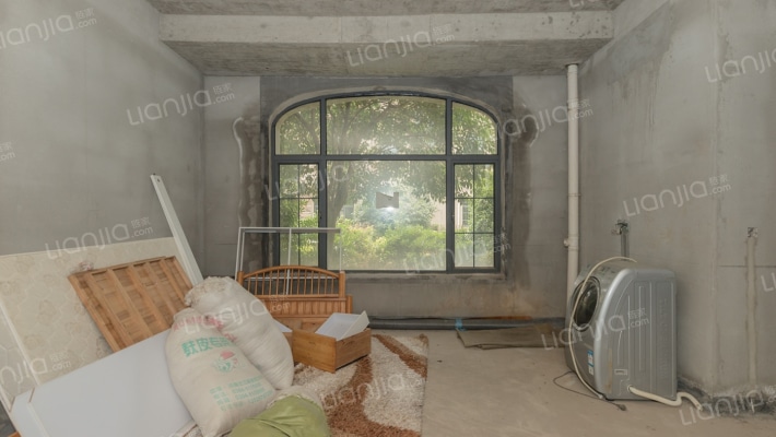 碧桂园生态城叠翠台二手房实景图