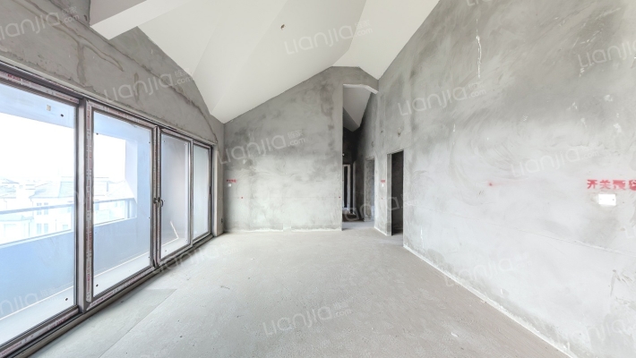 高科江澜礼墅三期一组团二手房实景图