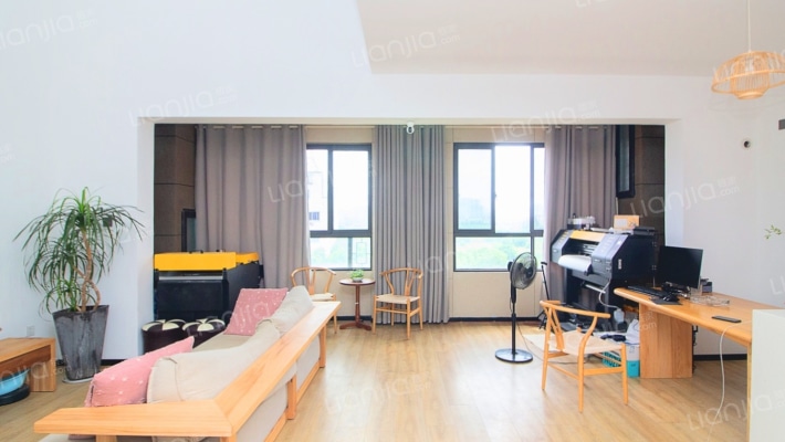 碧桂园新城樾林苑二手房实景图