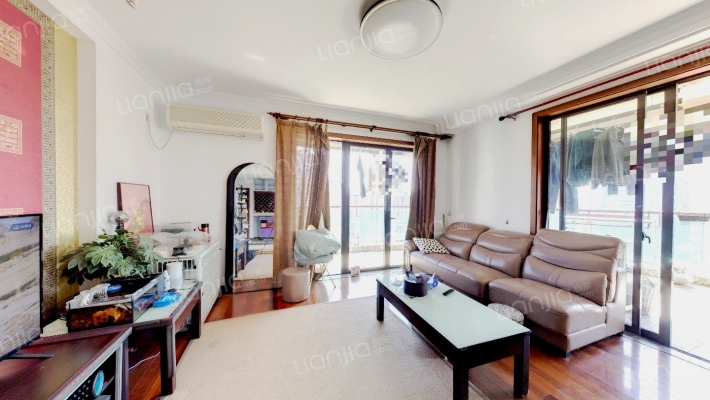 音乐广场二手房实景图