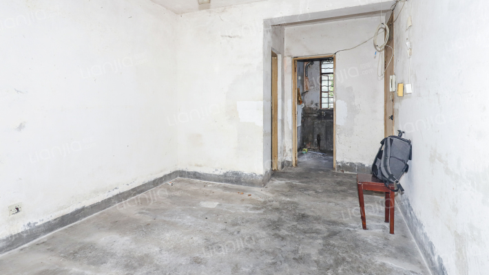 银都一村二手房实景图