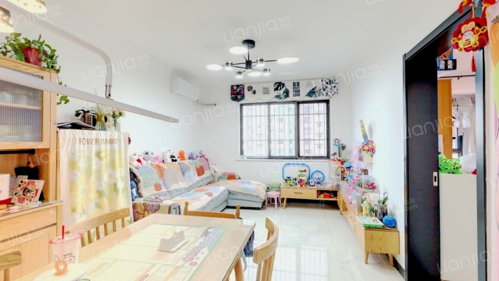 新贤家园二手房实景图