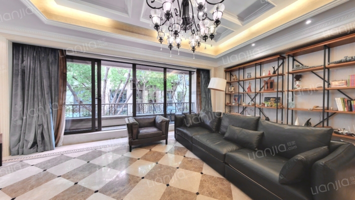 世茂佘山里二手房实景图