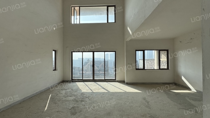 保利公园2010约克郡二手房实景图