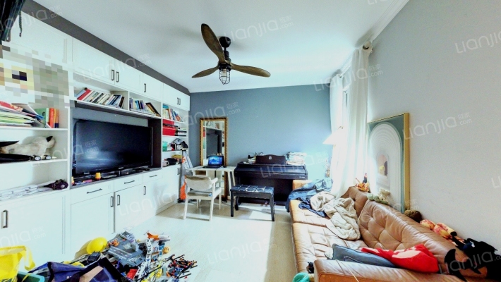 静安均泰丽轩二手房实景图