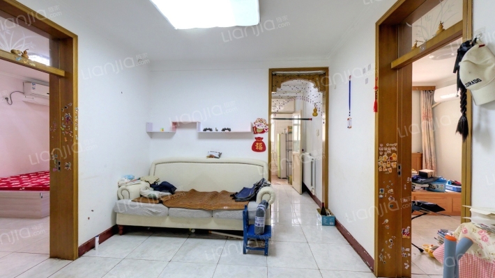 滨河小区颐兴园二手房实景图