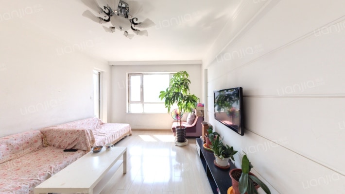 香槟水岸二手房实景图