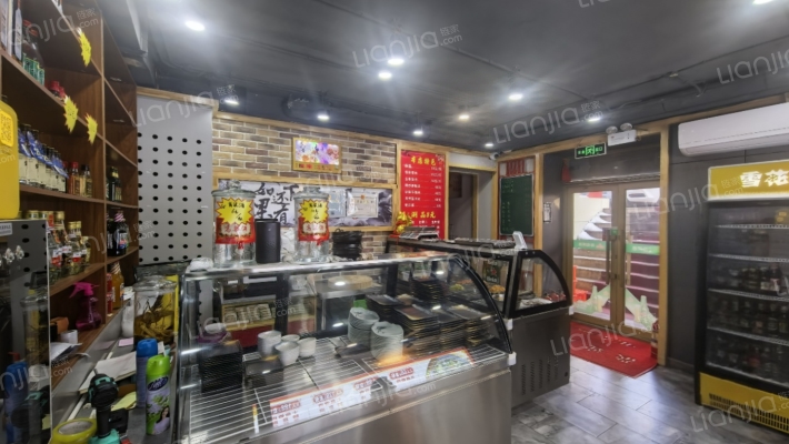 菜艺街104号二手房实景图